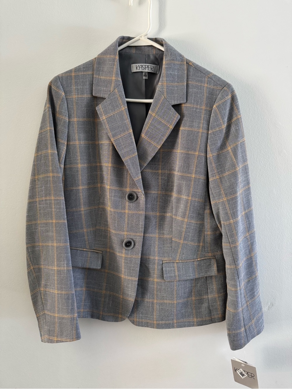 Kasper Gray Plaid Blazer with Tan Windowpane